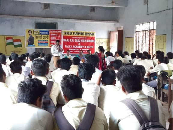 Maju R N Basu School
